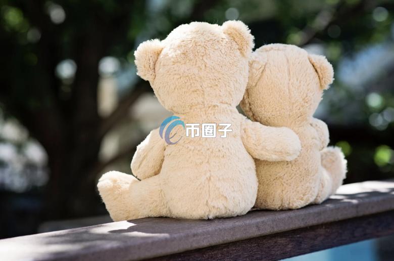 美股、黄金齐创新高！但比特币一度跌破112K 加密货币全网暴仓18亿美元